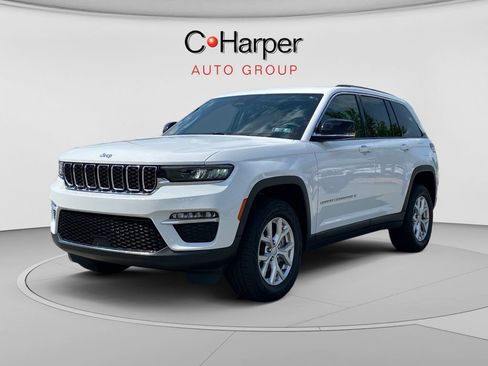 Used 2023 Jeep Grand Cherokee Limited AWD/4WD image 7