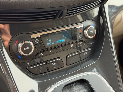 Used 2014 Ford Escape Titanium AWD/4WD image 21