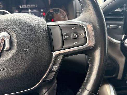 Used 2024 RAM 3500 Laramie AWD/4WD image 17