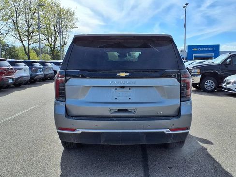 Used 2025 Chevrolet Tahoe LT AWD/4WD image 6