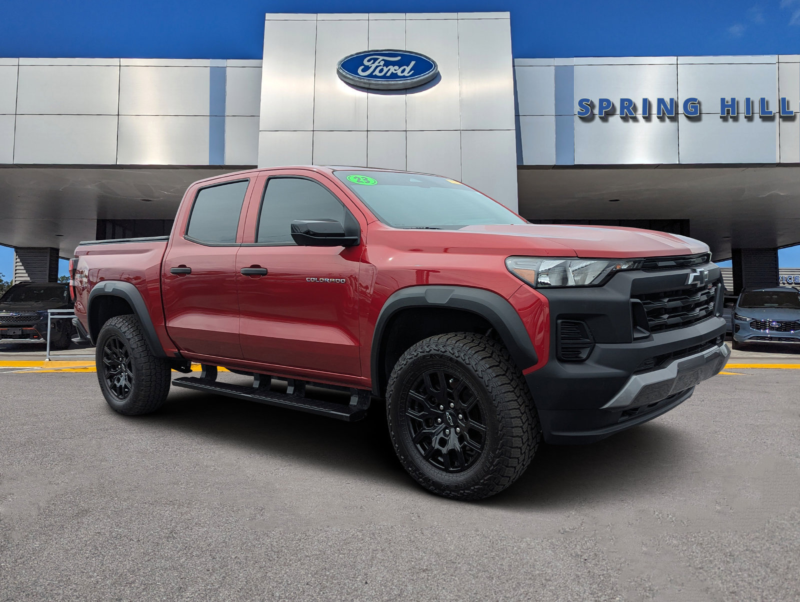 Used 2023 Chevrolet Colorado Trail Boss w/ Technology Package AWD/4WD image 1