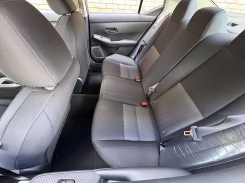 New 2025 Nissan Sentra SV w/ Trunk Package FWD image 21