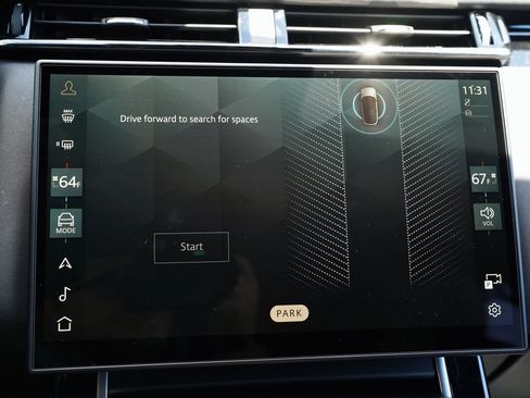 Used 2026 Land Rover Range Rover Velar Belgravia AWD/4WD image 25