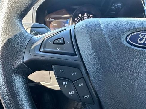 Used 2024 Ford Edge SE image 21