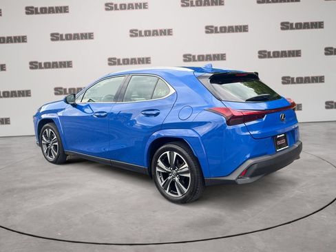 Used 2024 Lexus UX 250h AWD w/ Premium Package image 3