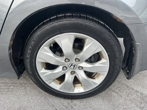 Used 2009 Honda Accord EX image 25