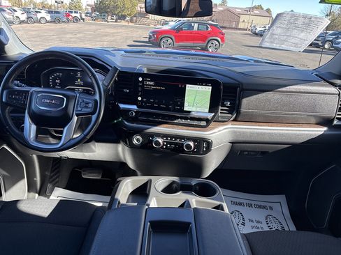 Used 2022 GMC Sierra 1500 Elevation image 17