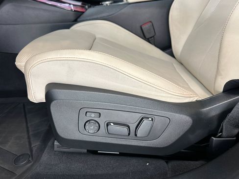 Used 2025 BMW X3 xDrive30i w/ Convenience Package AWD/4WD image 14