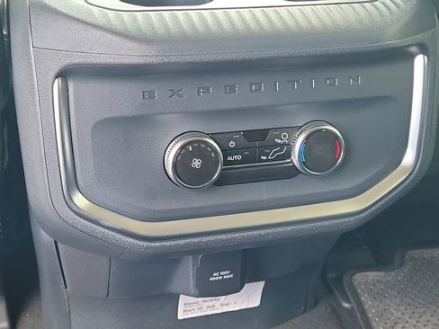 New 2026 Ford Expedition Active RWD image 20