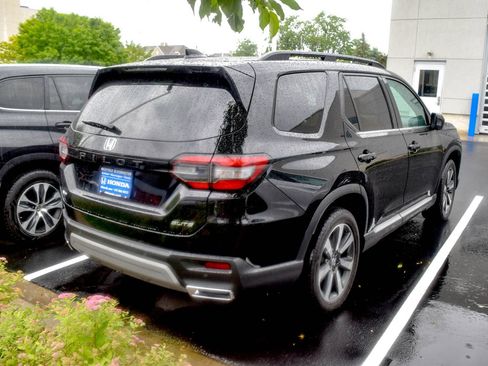 Used 2023 Honda Pilot Elite image 16