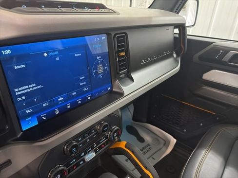 Used 2023 Ford Bronco Badlands AWD/4WD image 24