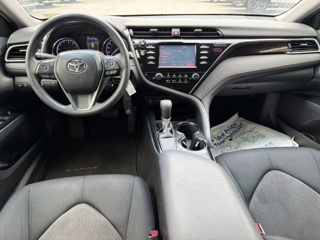 Used 2018 Toyota Camry LE FWD image 22