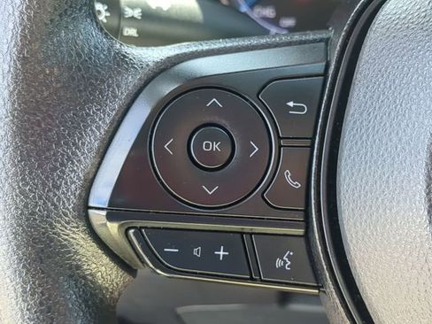 Used 2024 Toyota RAV4 LE AWD/4WD image 17