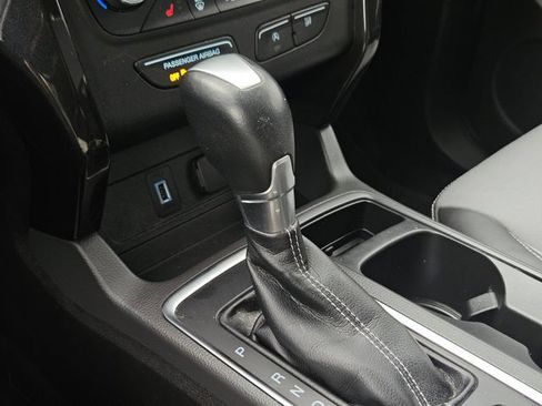 Used 2017 Ford Escape Titanium FWD image 15