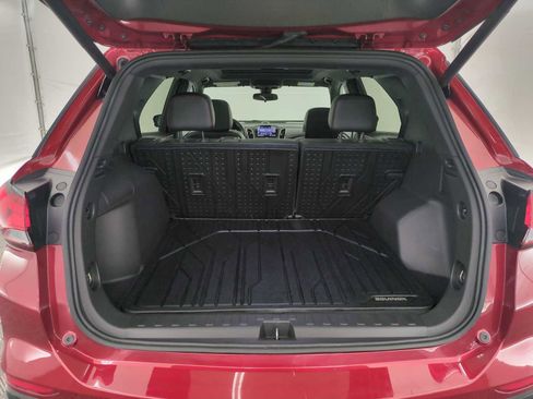 Used 2024 Chevrolet Equinox RS w/ RS Leather Package image 32