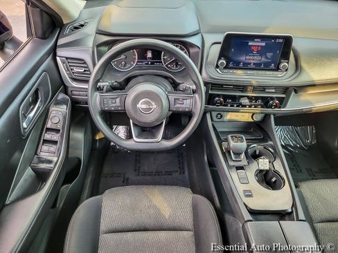 Used 2024 Nissan Rogue SV FWD image 13