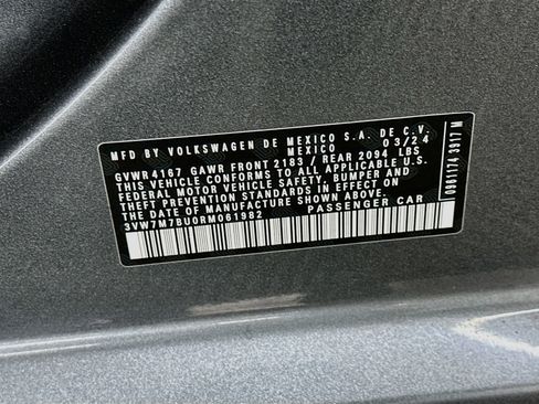 Used 2024 Volkswagen Jetta SE w/ Panoramic Sunroof Package FWD image 12