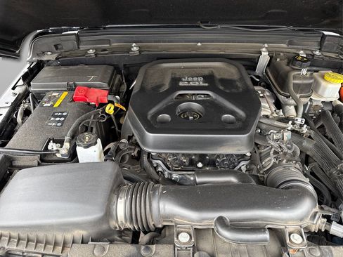 Used 2023 Jeep Wrangler Unlimited Rubicon 4xe w/ Cold Weather Group image 13