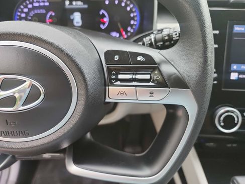 Used 2022 Hyundai Tucson SEL FWD image 18
