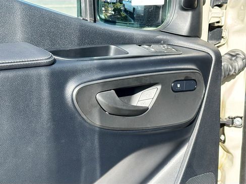 New 2025 Mercedes-Benz Sprinter 2500 image 18