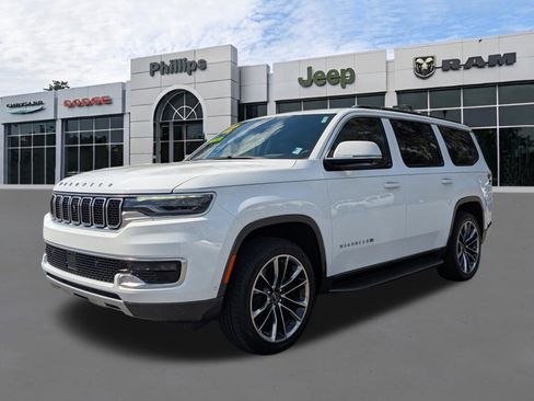 Used 2022 Jeep Wagoneer Series II w/ Convenience Group I image 7