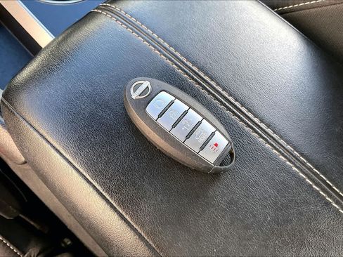 Used 2024 Nissan Altima 2.5 SV FWD image 19