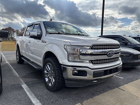 Used 2019 Ford F150 Lariat w/ Equipment Group 502A Luxury image 6