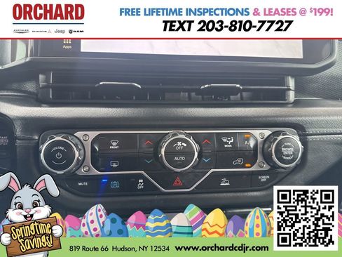 Used 2024 Jeep Wrangler Unlimited Rubicon 4xe image 32