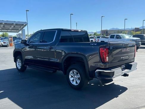 Used 2022 GMC Sierra 1500 SLE AWD/4WD image 21