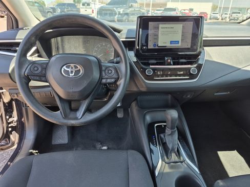Certified 2025 Toyota Corolla LE FWD image 18