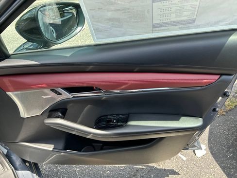 New 2026 MAZDA MAZDA3 Hatchback w/Premium Plus Pkg AWD/4WD image 23