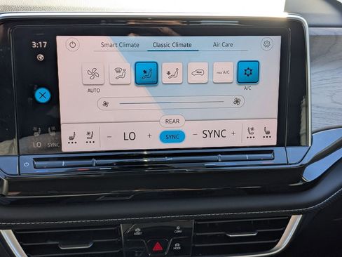 New 2026 Volkswagen Atlas SE image 23