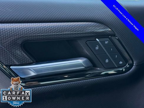 Used 2023 Chevrolet Silverado 1500 ZR2 w/ Technology Package image 27