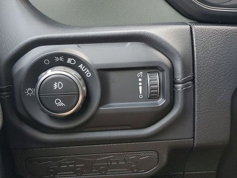 New 2025 Jeep Gladiator Mojave image 40