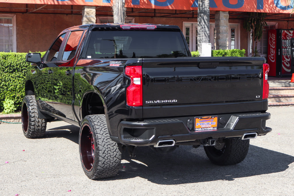 Used 2022 Chevrolet Silverado 1500 LT Trail Boss AWD/4WD image 6