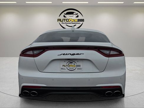 Used 2019 Kia Stinger Premium image 4
