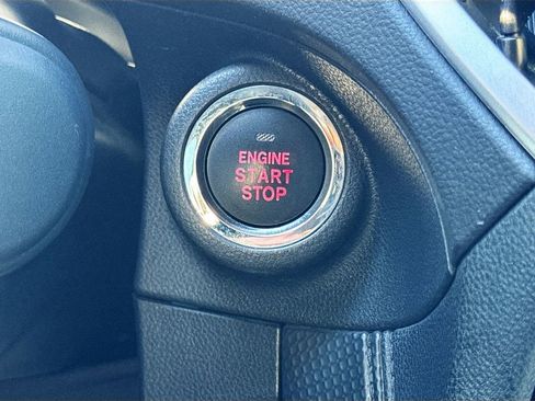 Used 2020 Subaru Forester Premium image 20