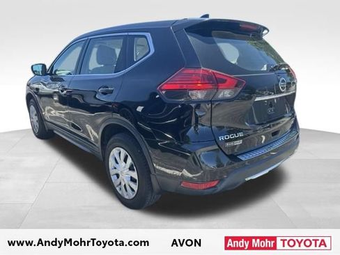 Used 2017 Nissan Rogue S AWD/4WD image 5