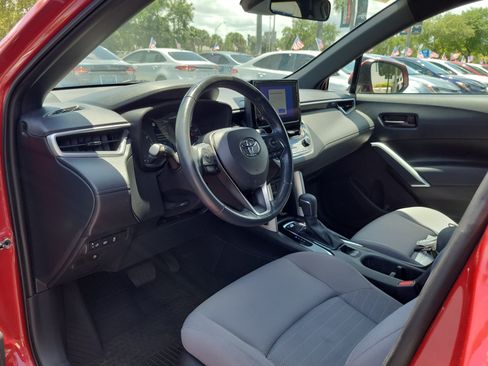 Used 2023 Toyota Corolla Cross AWD Hybrid image 19
