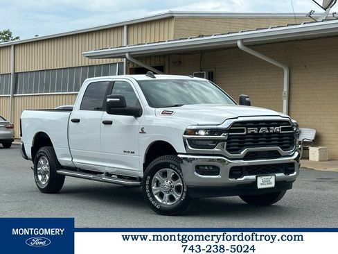 Used 2026 RAM 2500 Big Horn AWD/4WD image 1