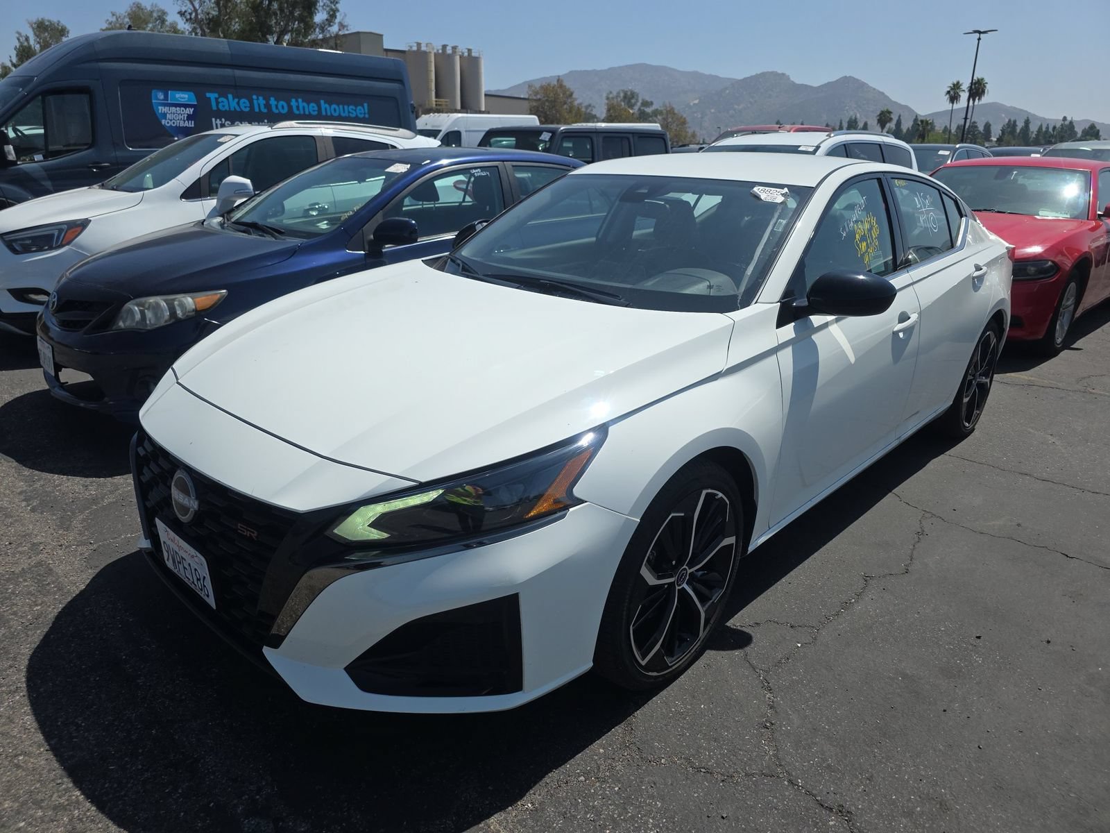 Used 2025 Nissan Altima 2.5 SR FWD image 32