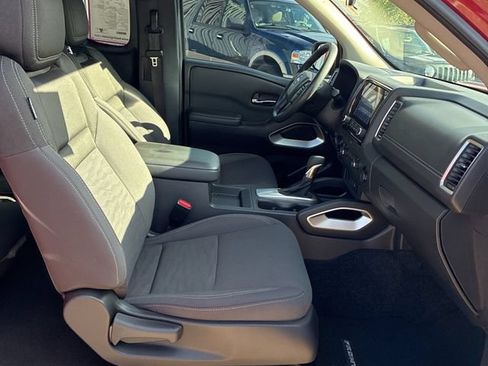 Used 2023 Nissan Frontier SV w/ Tow Package AWD/4WD image 13