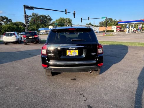 Used 2016 Jeep Compass High Altitude image 6