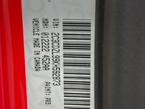 Used 2019 Dodge Challenger SRT Hellcat Redeye image 23