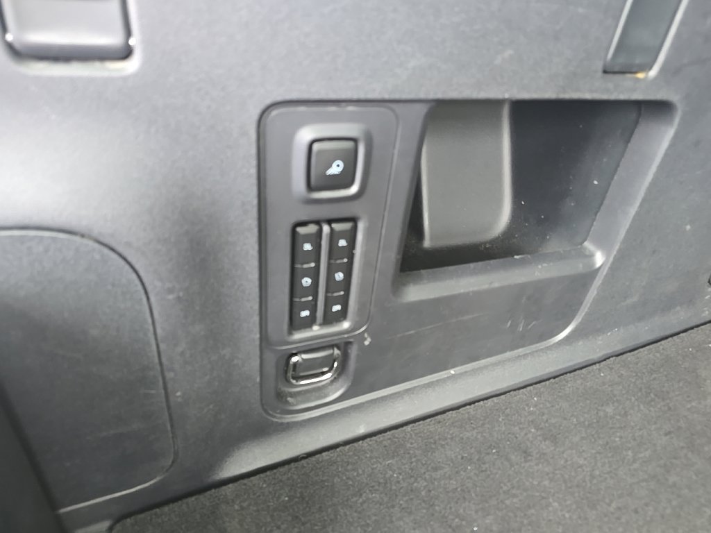 Used 2025 Ford Expedition Max Platinum w/ Stealth Appearance Package AWD/4WD image 7