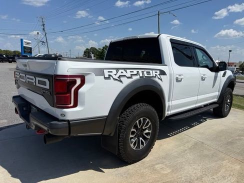 Used 2018 Ford F150 Raptor w/ Equipment Group 802A Luxury AWD/4WD image 12