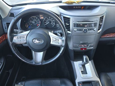 Used 2011 Subaru Outback 2.5i Limited w/ PWR Moonroof Pkg image 13