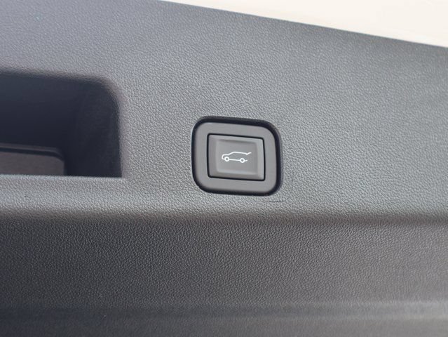 New 2026 GMC Acadia Elevation w/ Elevation Premium Package FWD image 16