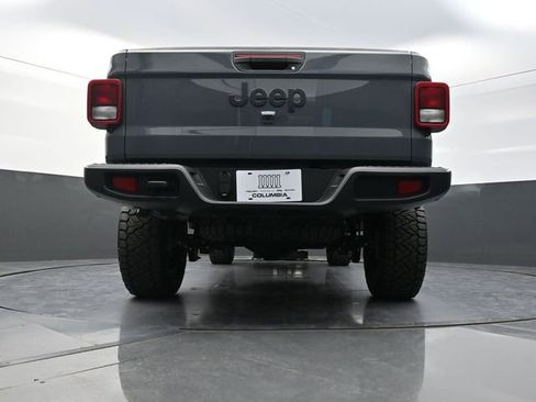 New 2026 Jeep Gladiator Sport image 25