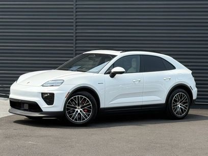 New 2025 Porsche Macan 4S Electric